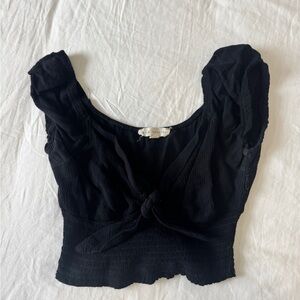 La Hearts Black Tie-Front Crop Top